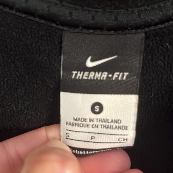 Nike Therma-fit Zippered Hoodie Jacket Black and Pink Size Small - Picture 2 of 5